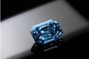 Sotheby’s Sets $48M Price Tag for De Beers Blue