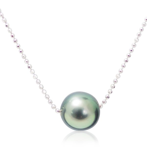 Tahitian pearl pendant white gold