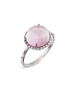 A pink quartz cabochon and diamonds ring