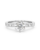 un solitaire diamant Blanche-Neige serti d' un diamant, taille brillant de 1,00 carat GIA en or blanc vue de face