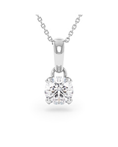     Ein Diamantanhänger aus Weißgold mit einem GIA-zertifizierten Diamanten von 1,00 Karat und passender Kette, Vorderansicht, freigestellt auf weißem Hintergrund