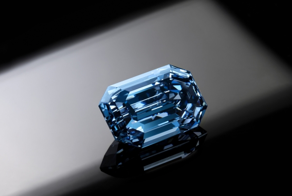 Sotheby’s Sets $48M Price Tag for De Beers Blue